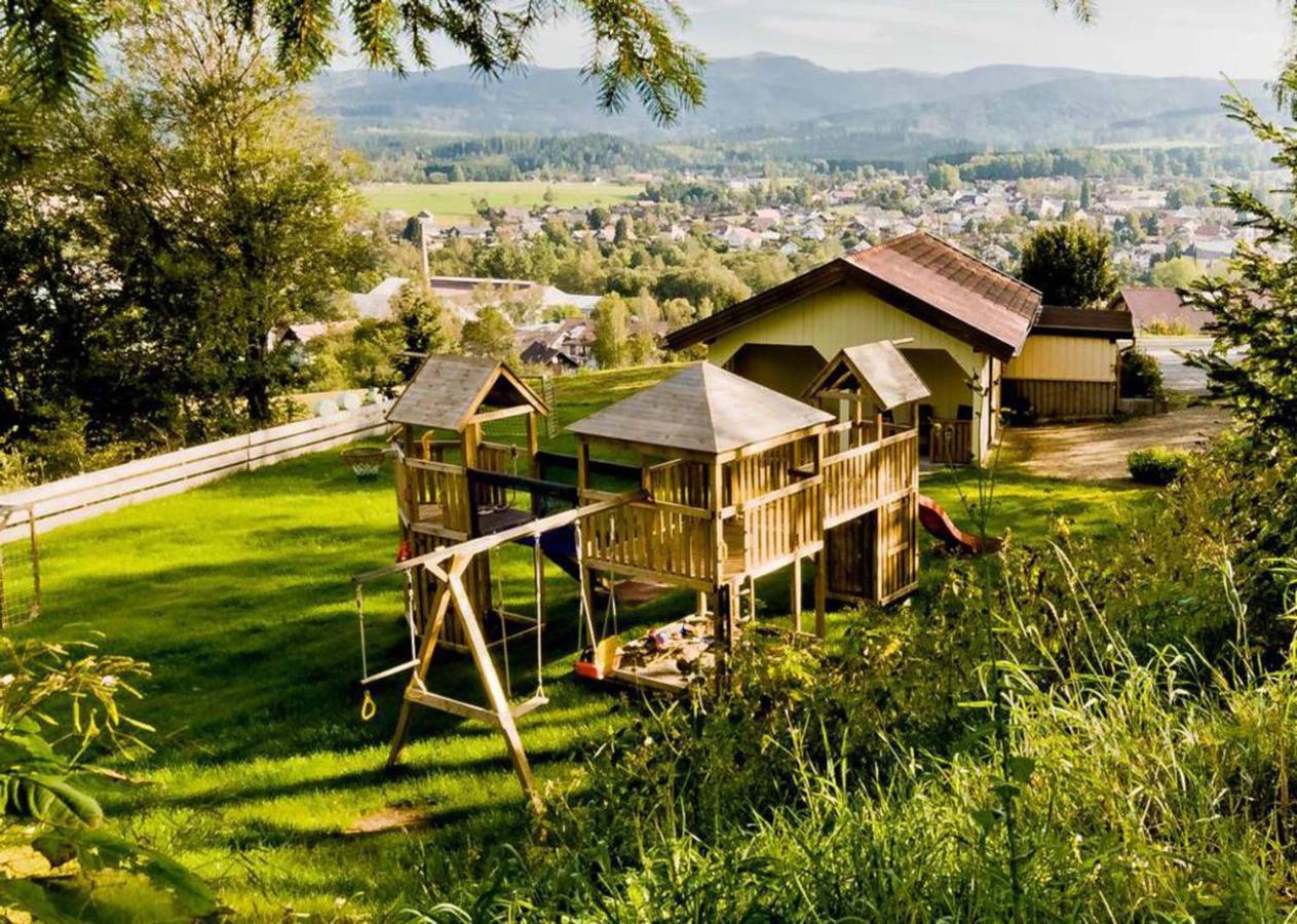 Ferienwohnungen Haus "Wildschuetz" フラウエナウ エクステリア 写真